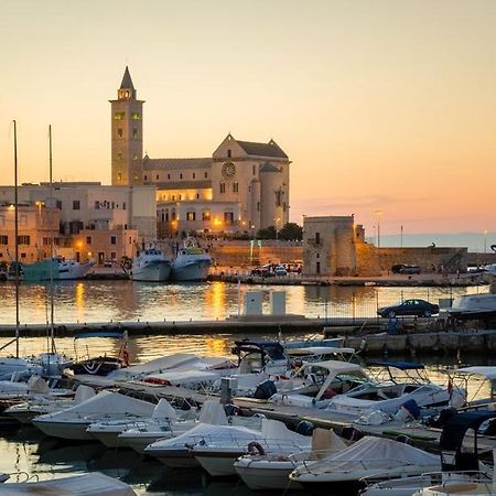 Insula Maris Villa Trani Bagian luar foto