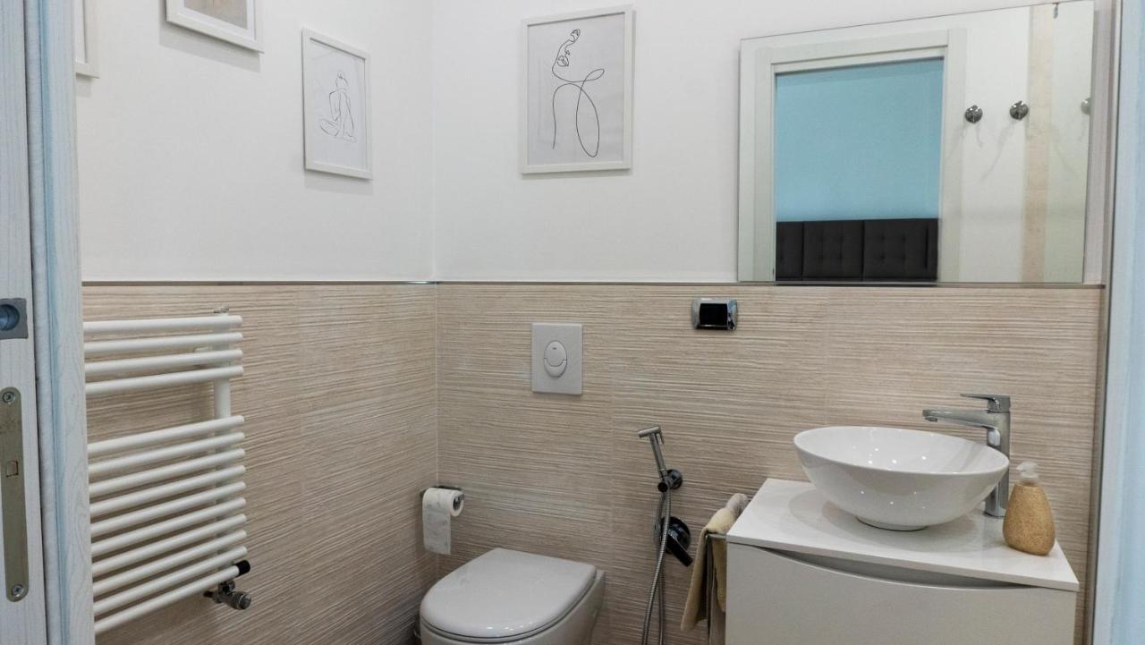 Insula Maris Villa Trani Bagian luar foto