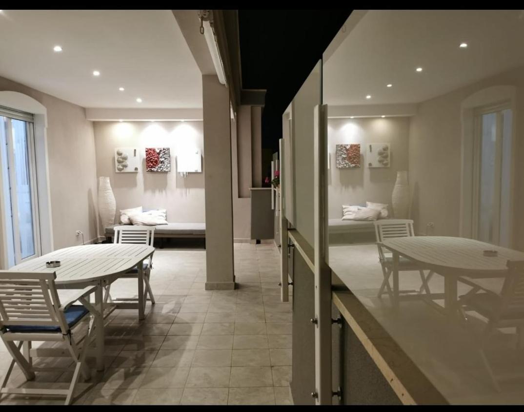 Insula Maris Villa Trani Bagian luar foto