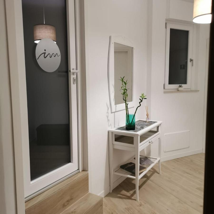 Insula Maris Villa Trani Bagian luar foto